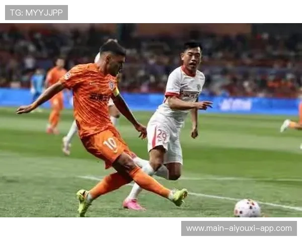 青岛海牛遭罚分7分并处罚金，保级压力陡然增加